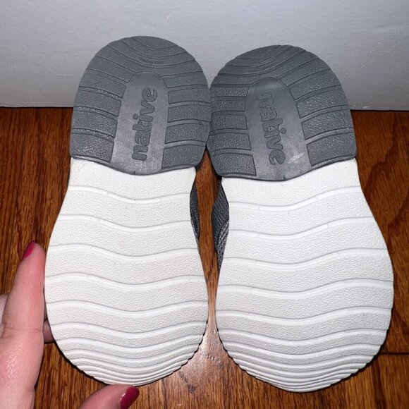 Native Toddler Phoenix Shoes Pigeon Grey/Shell White *Missing Inserts* Size 7 - Picture 5 of 7